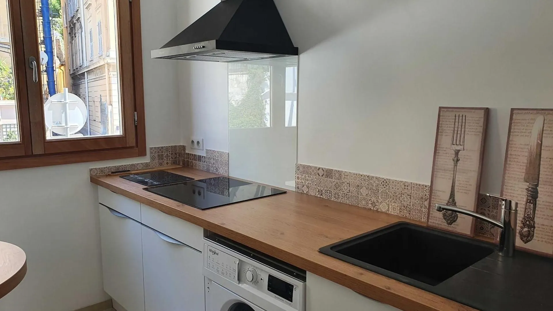 Villa Kriss Nice 0*,