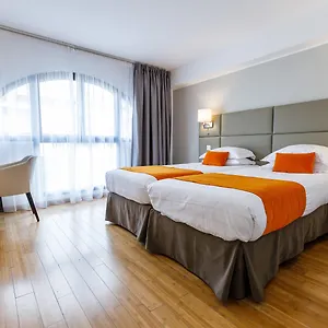 4* 호텔 리비에라
