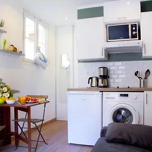 Le Refuge Avec Terrasse Et Jardin, En Plein Centre-ville, Gare 5 Minutes A Pieds Apartment