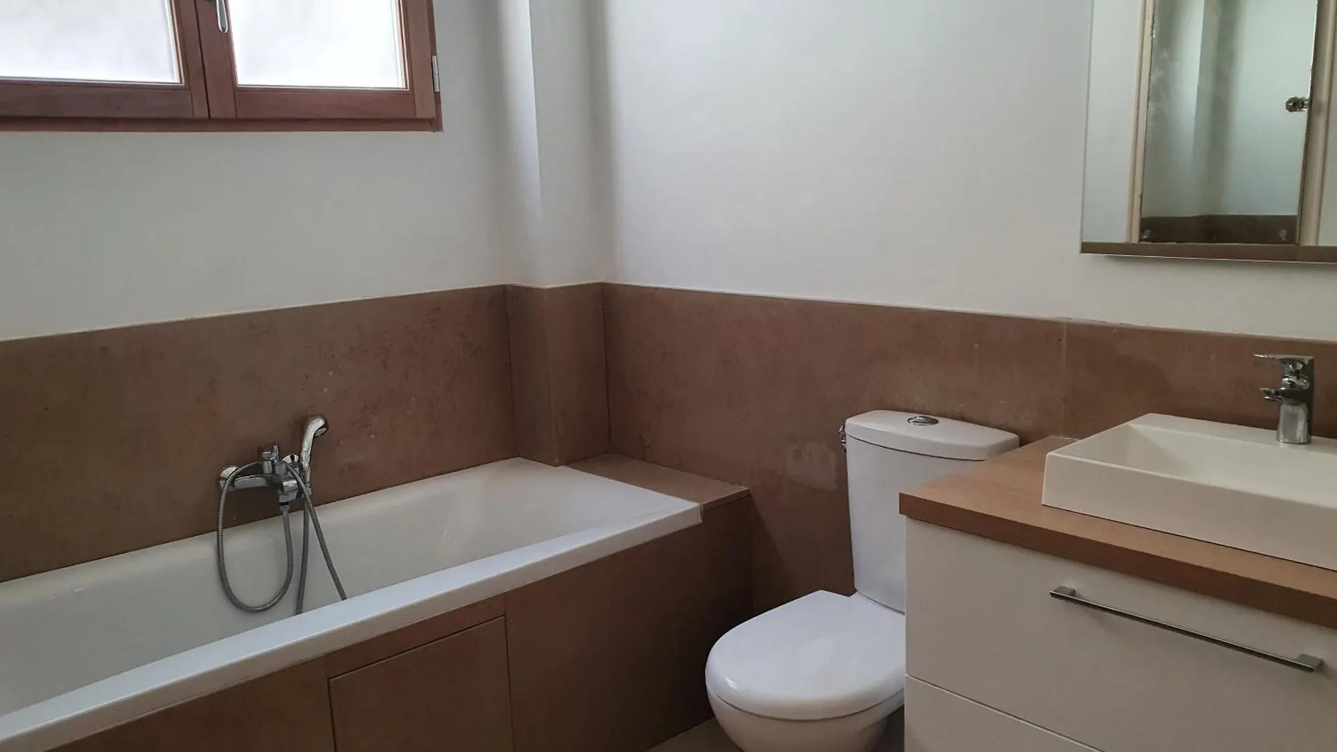 Villa Kriss Νίκαια Διαμέρισμα
